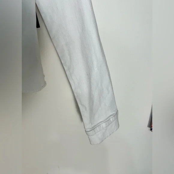 Kut from the Kloth Kara Fray Hem White Denim Jacket Size Small NWT - Picture 3 of 12
